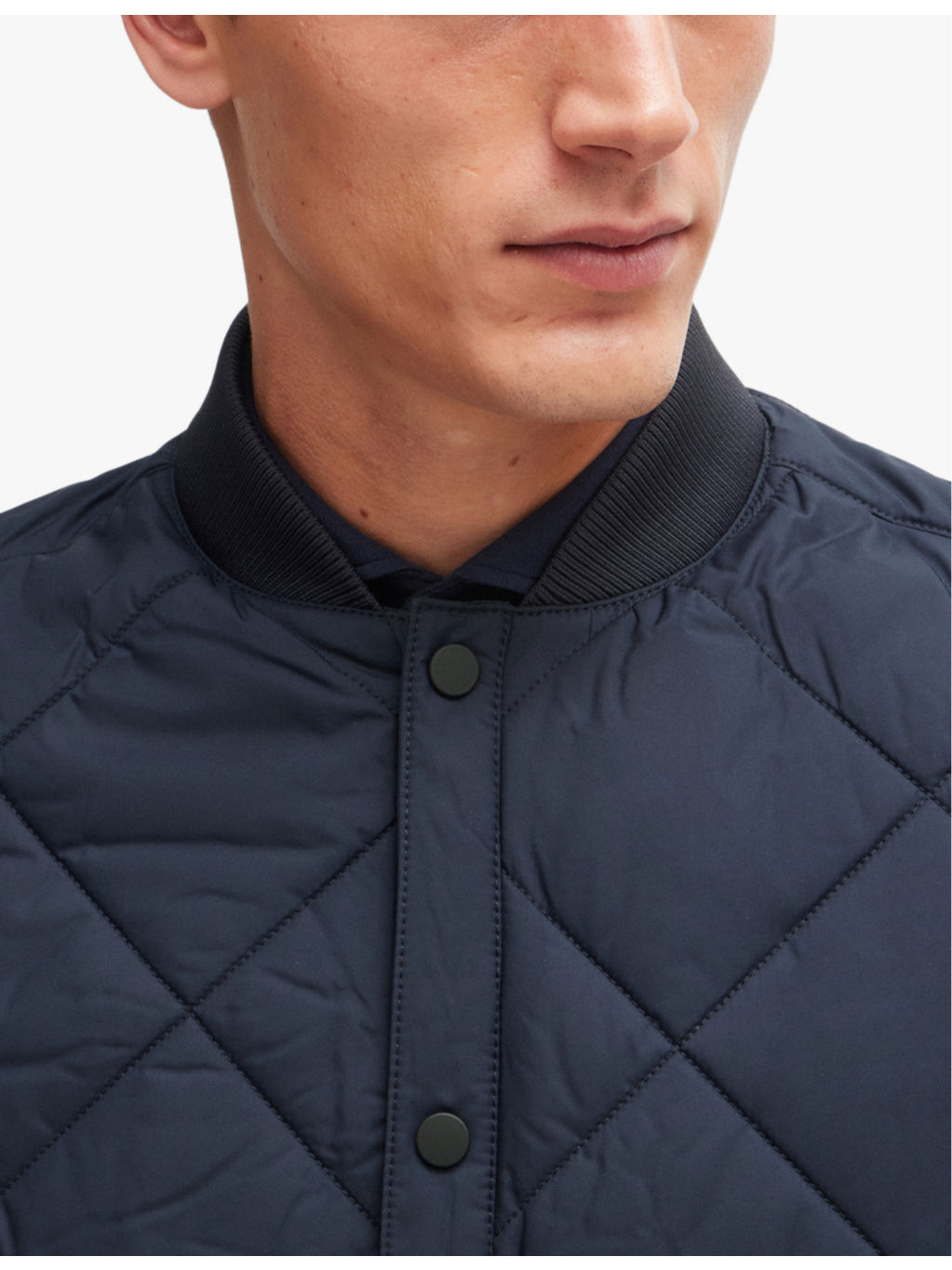 Diamond-quilt regular-fit recycled-polyester gilet - 5