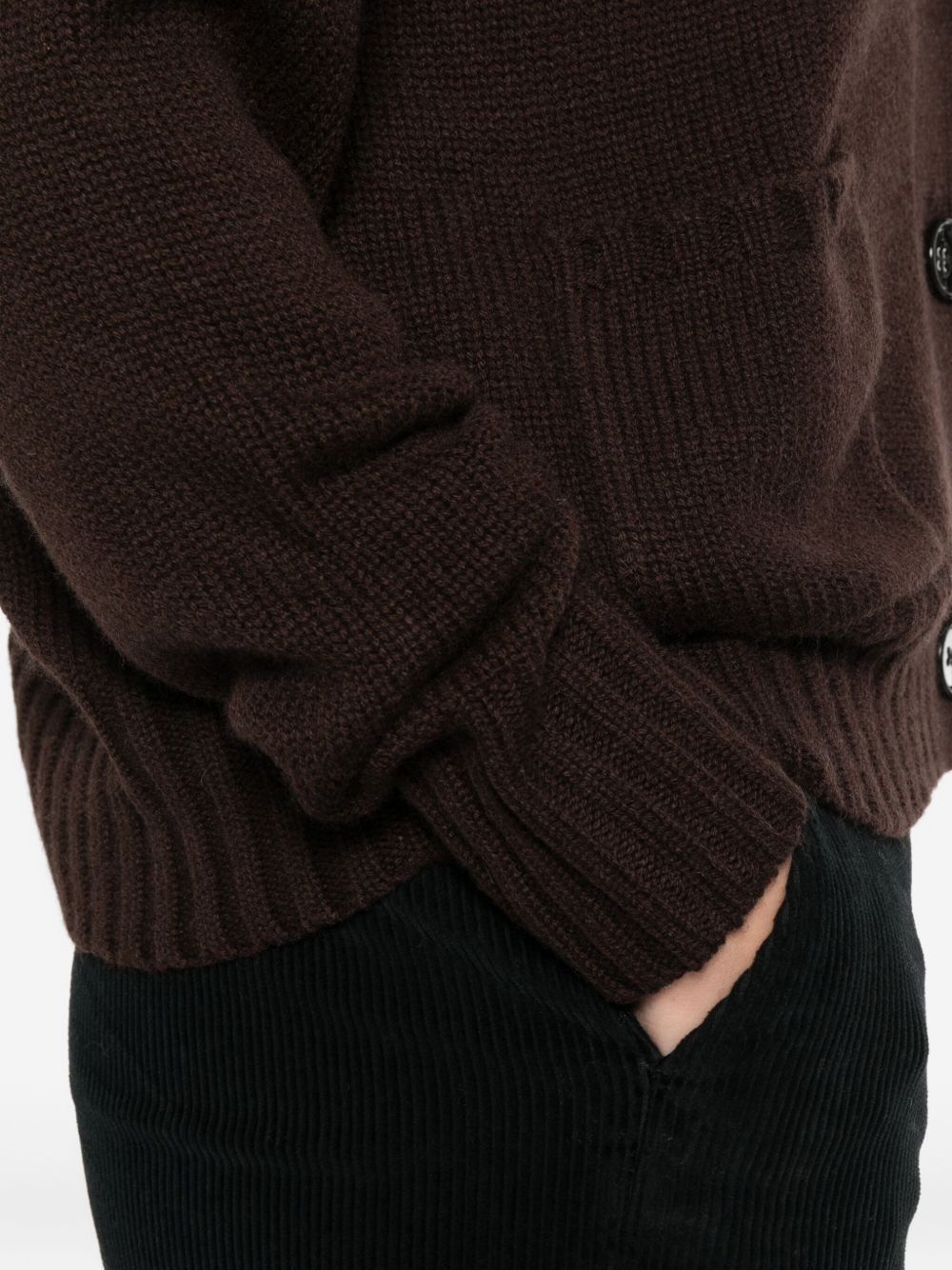 V-neck cardigan - 5