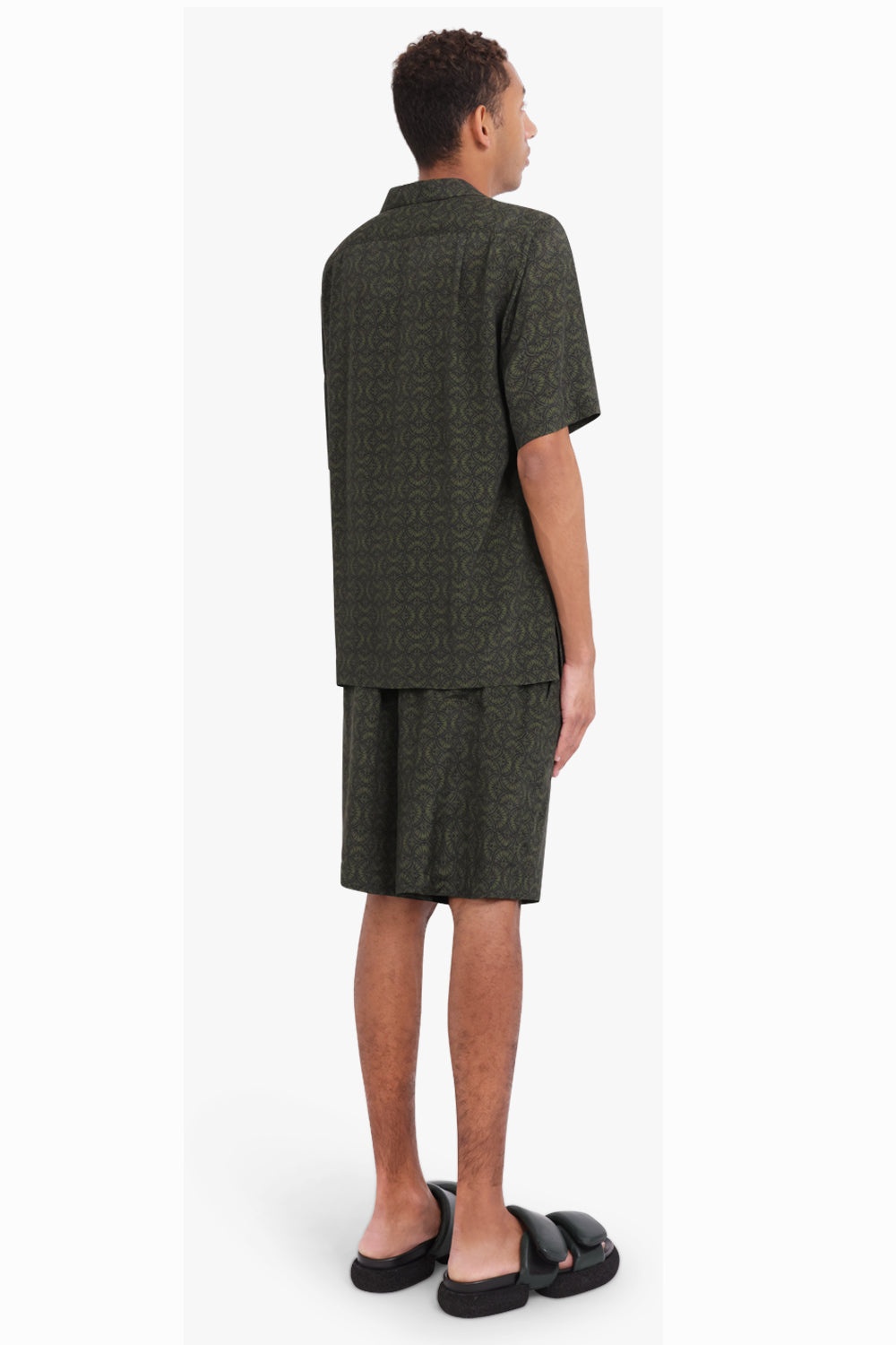 PIPERI SHORT | BOTTLE GREEN - 4