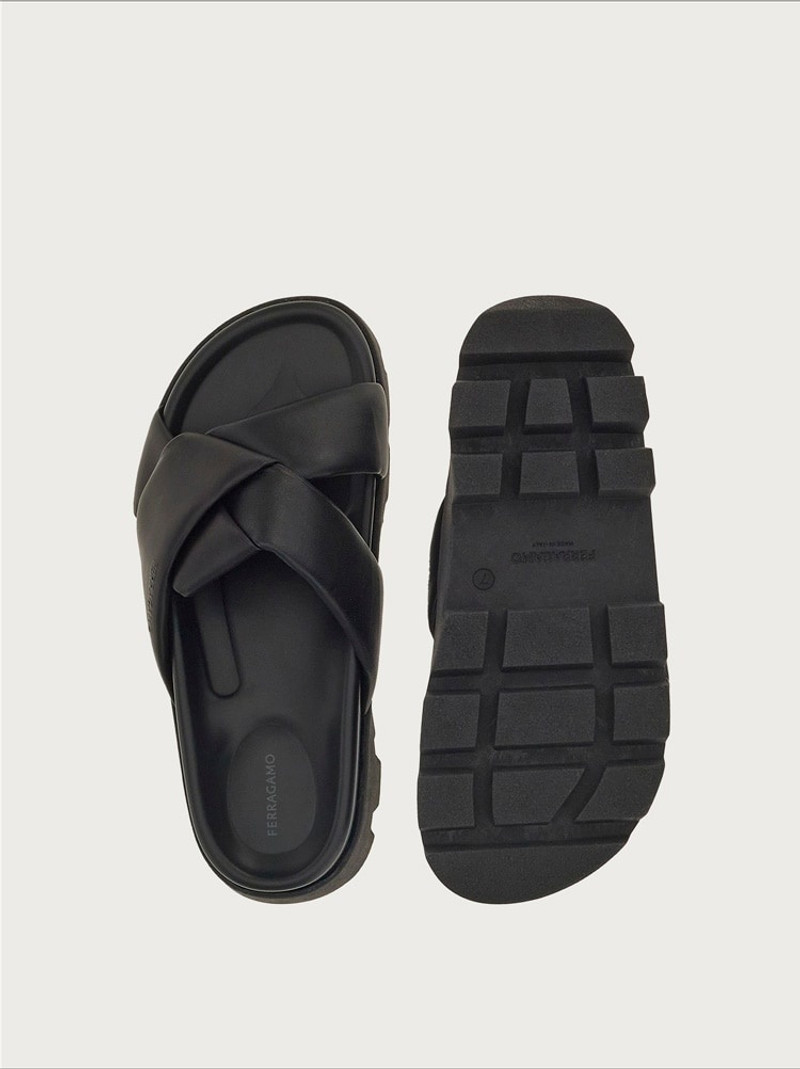 SPORTY SLIDER WITH ORIGAMI KNOT 6