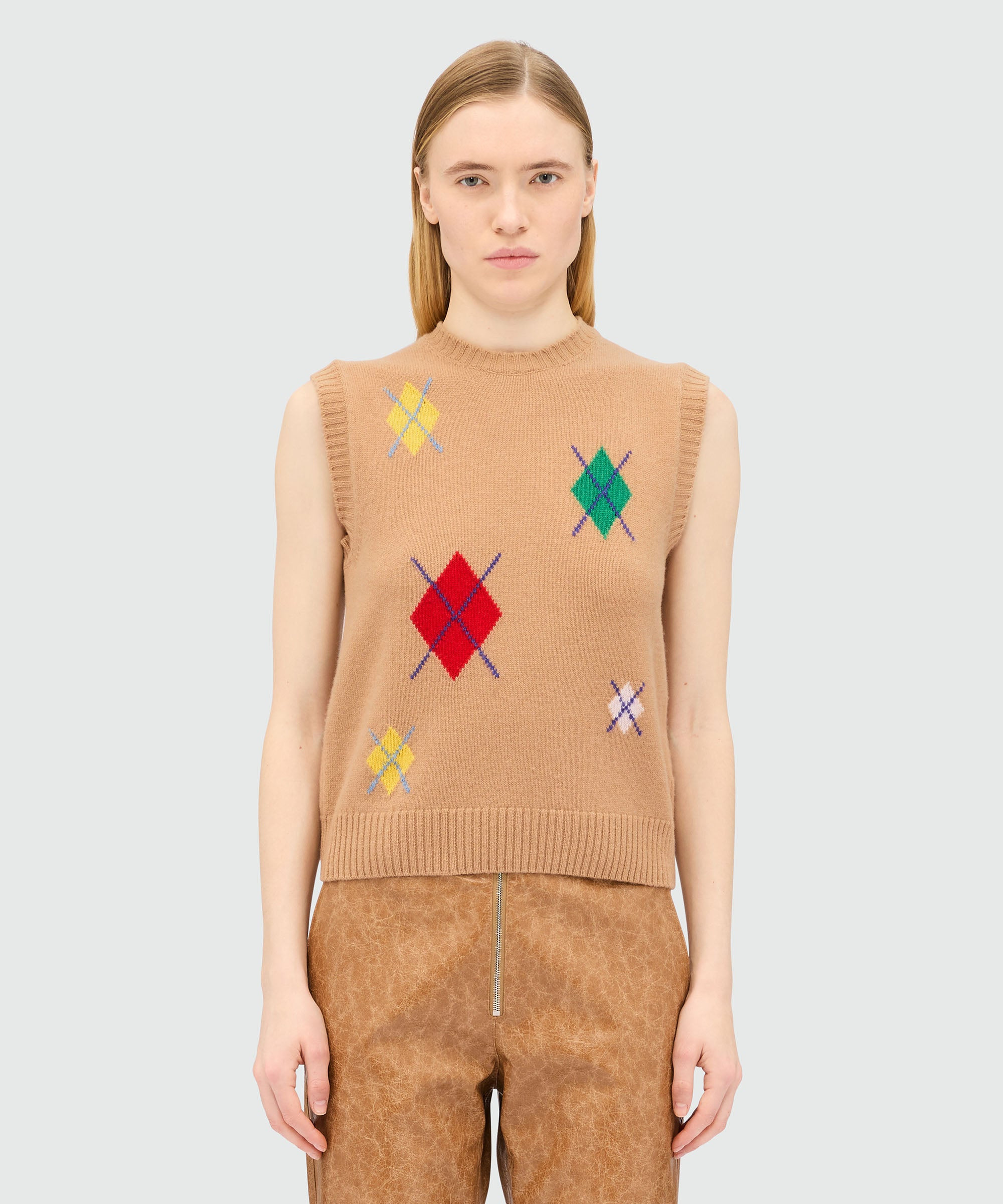 Beige knitted vest with multicolor argyle pattern - 2