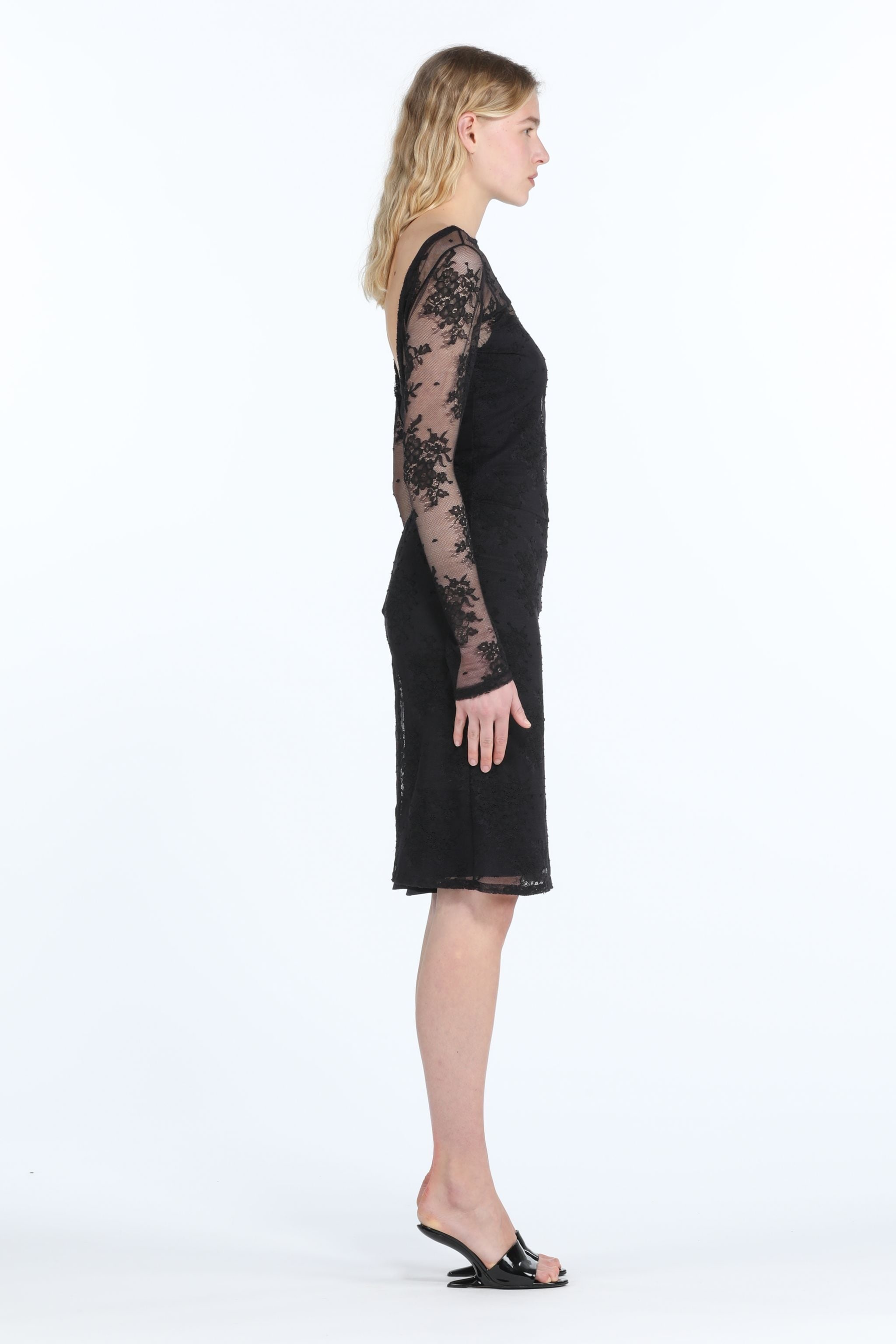 LAYERED LACE DRESS - 3