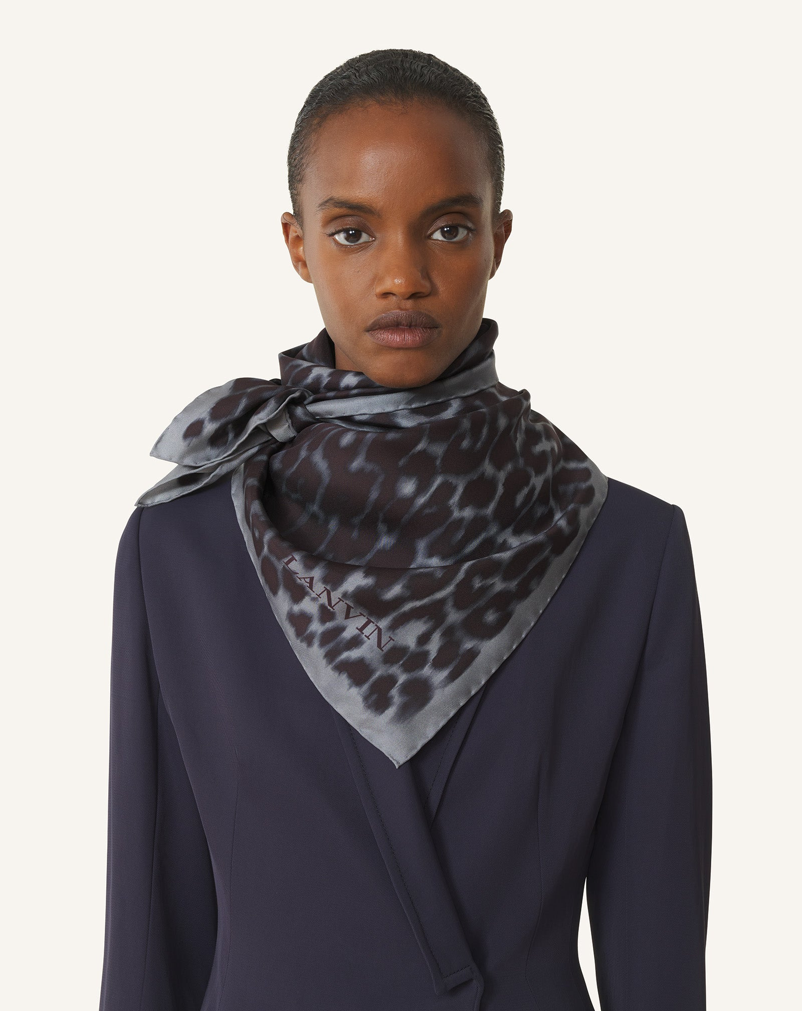 LEOPARD PRINT SILK SCARF - 3