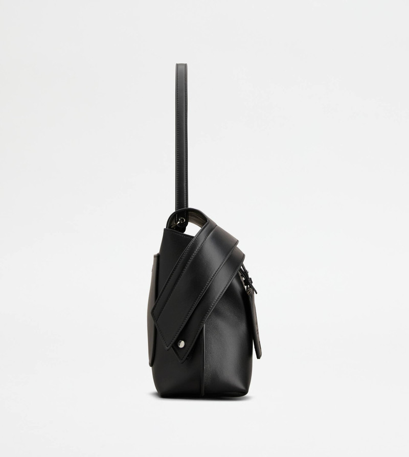 Tod's TOD'S WAVE BAG IN LEATHER MEDIUM - BLACK outlook