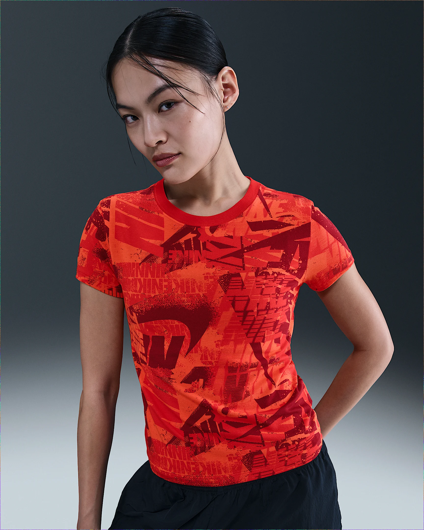 Nike Sportswear Women's Slim T-Shirt - 1