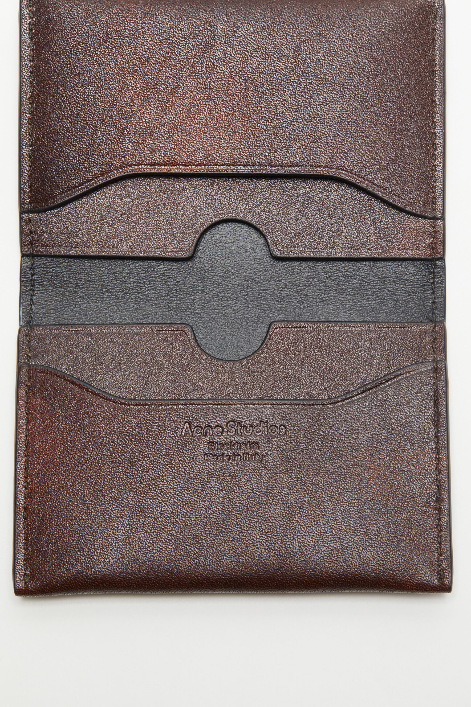 Folded leather wallet - Dark brown - 6