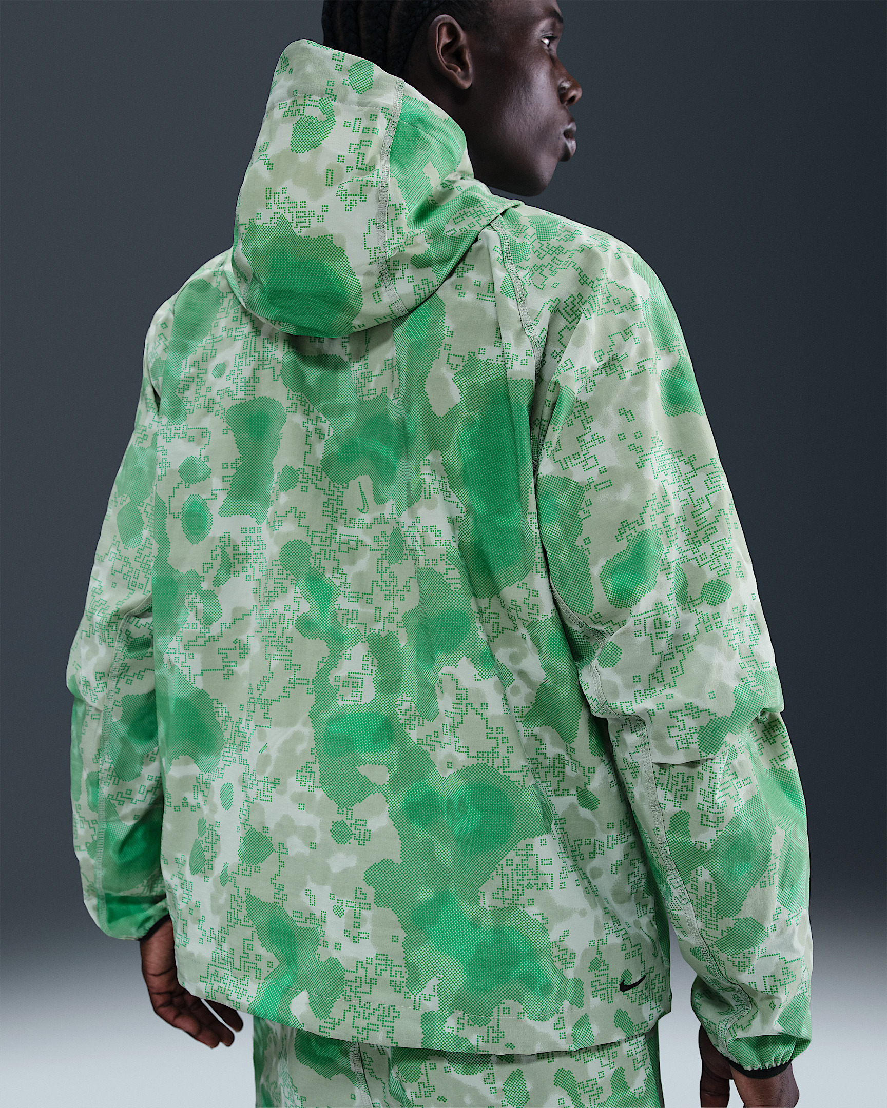 Nike Tech Men's Dri-FIT Woven Camo Windrunner Oversized Jacket - 2