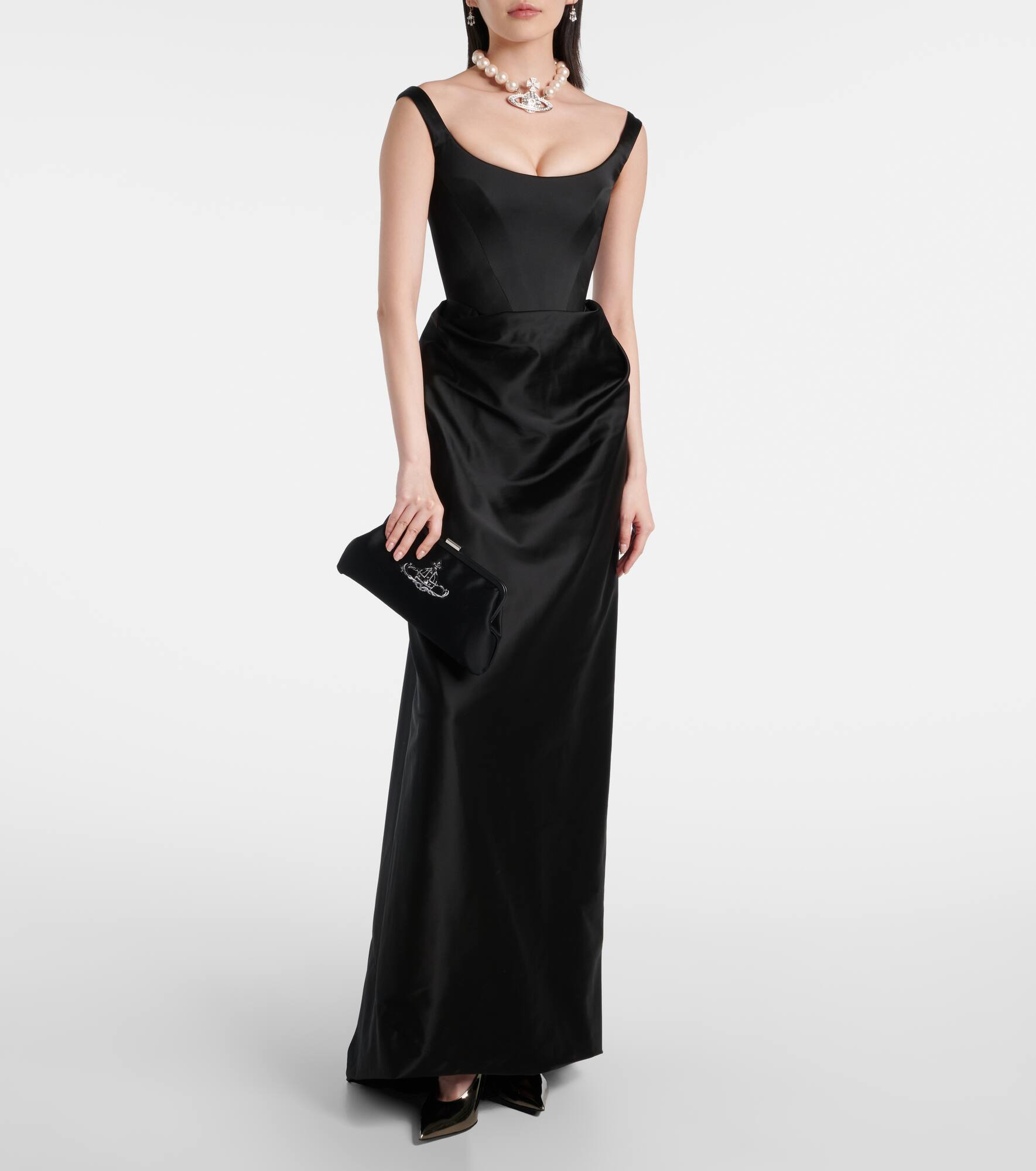 Dorothy embroidered satin clutch - 5