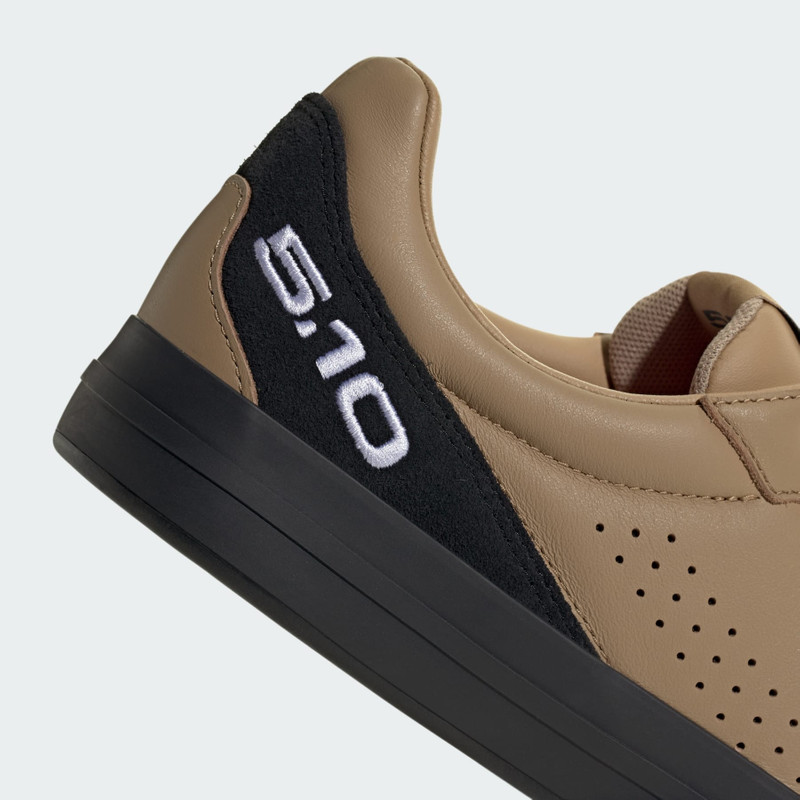 SLEUTH DLX 2 Shoes 8