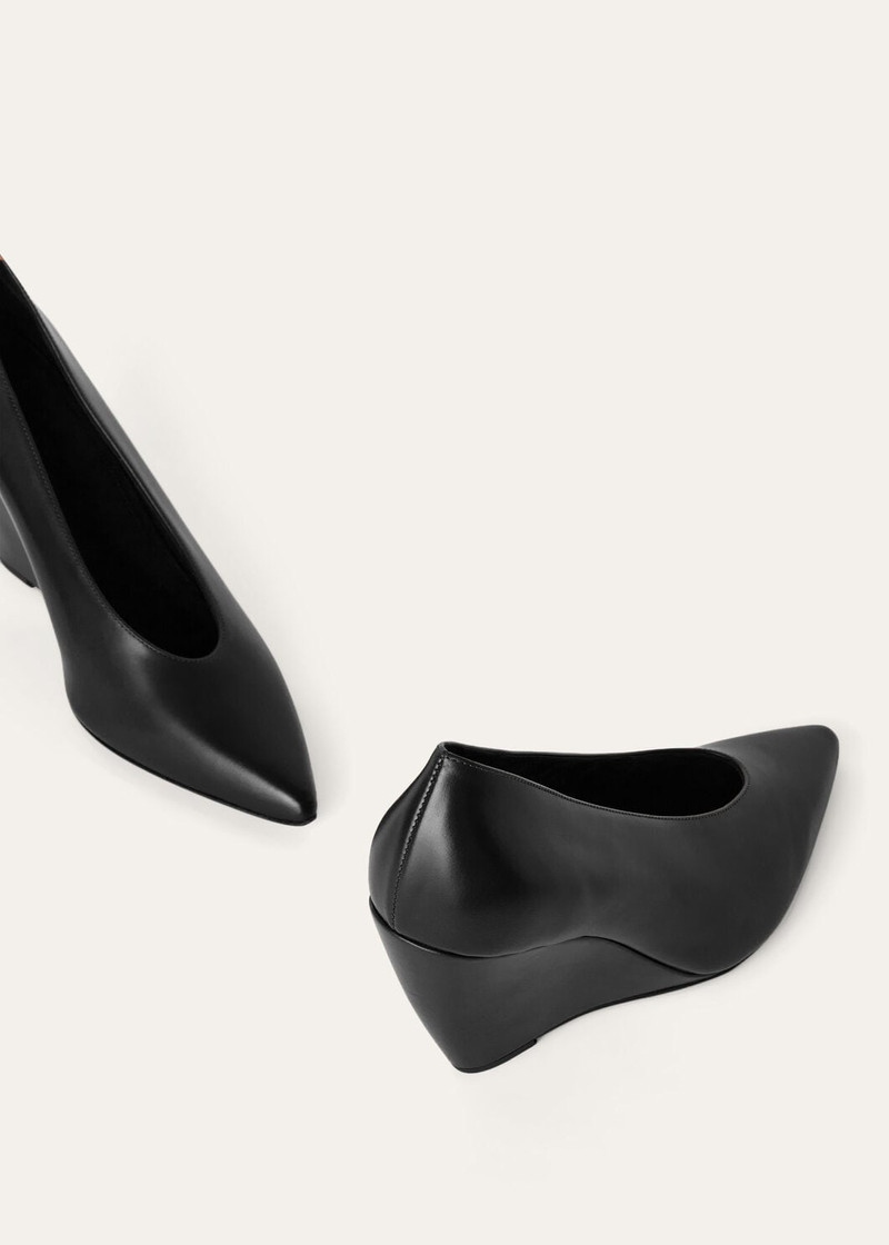 Viola High Wedge Pump 7