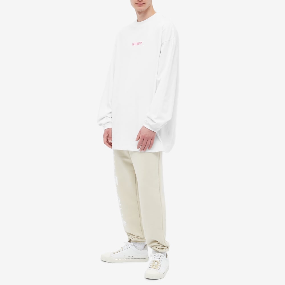 VETEMENTS Long Sleeve Logo Label Tee - 5