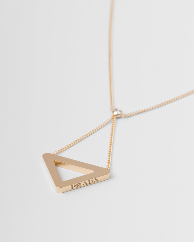 Eternal Gold cut-out pendant necklace in yellow gold 4