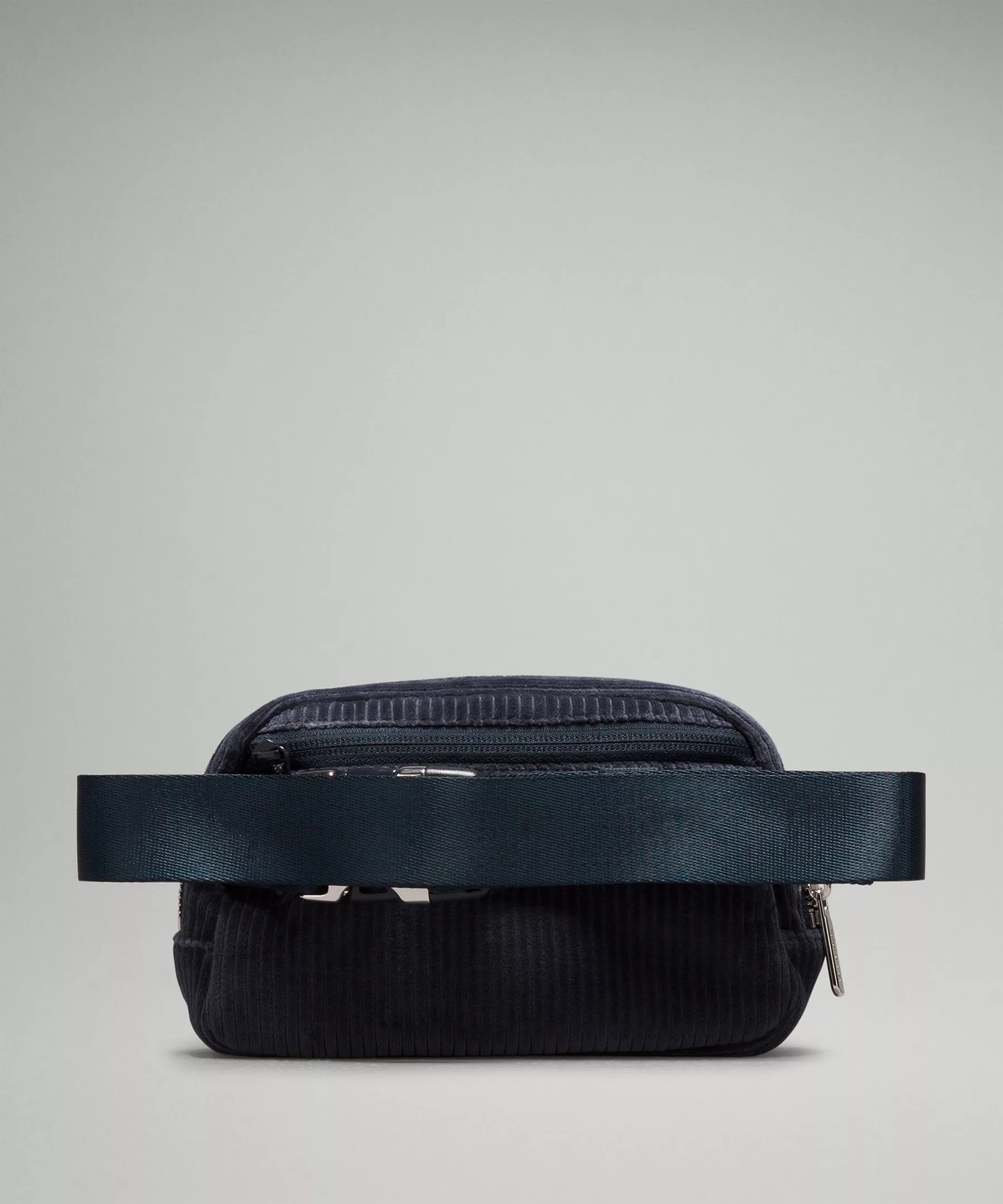 Everywhere Belt Bag 1L *Corduroy - 3