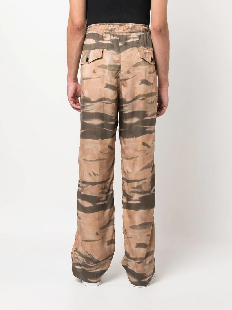 camouflage wide-leg trousers 4