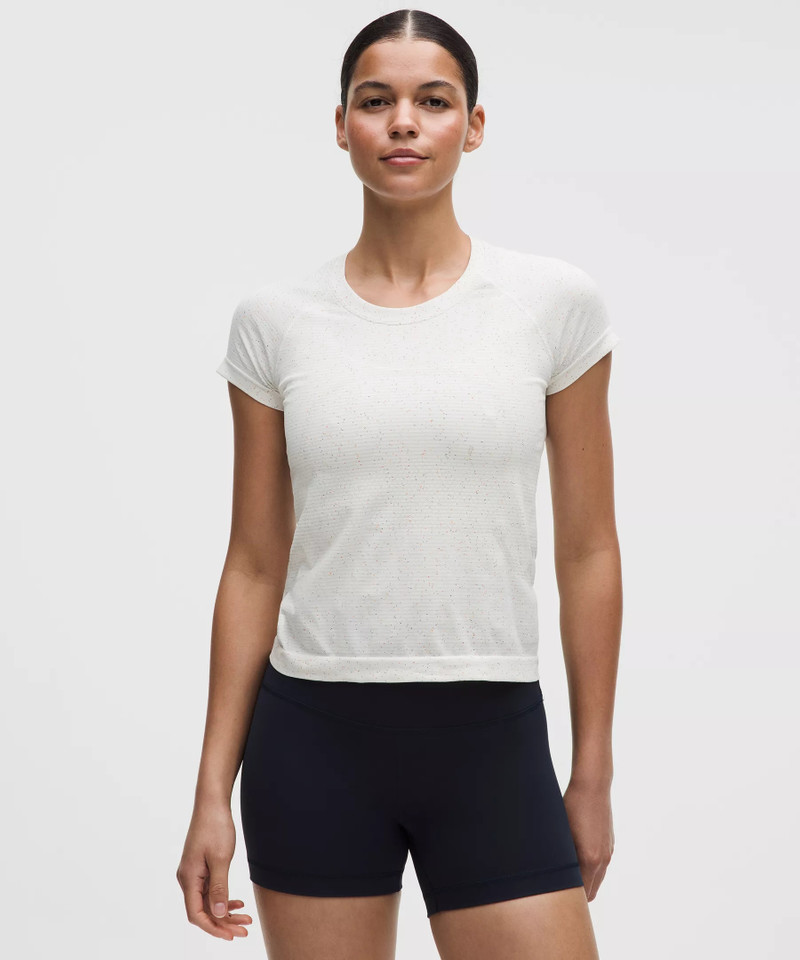 Swiftly Tech Short-Sleeve Shirt 2.0 *Waist Length 1