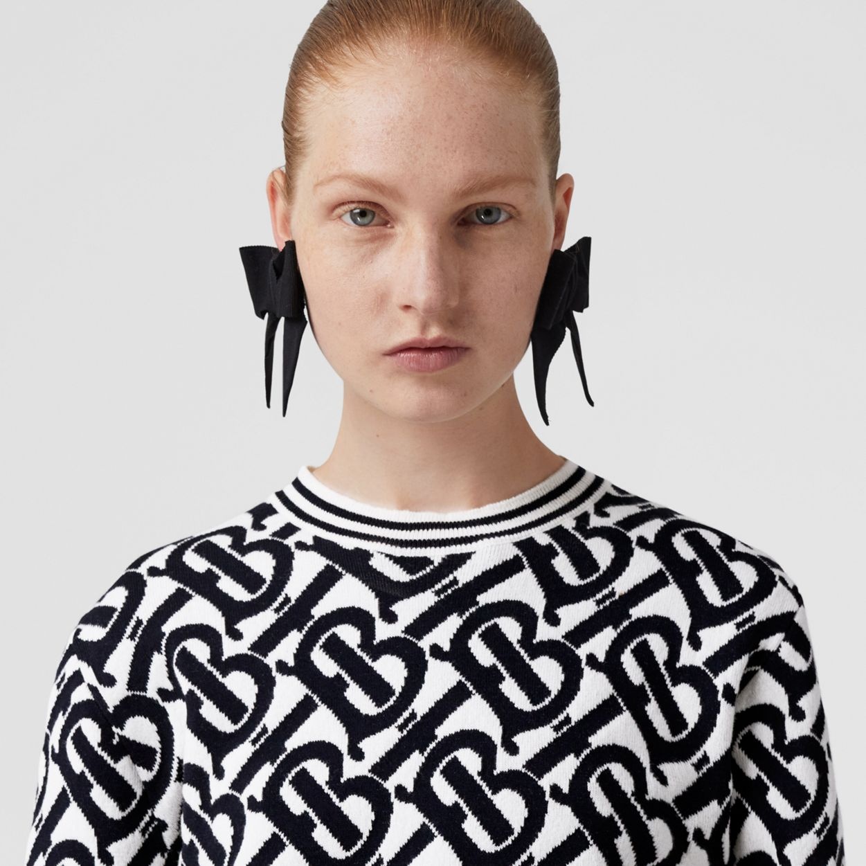 Monogram Wool Blend Jacquard Cropped Sweater - 3