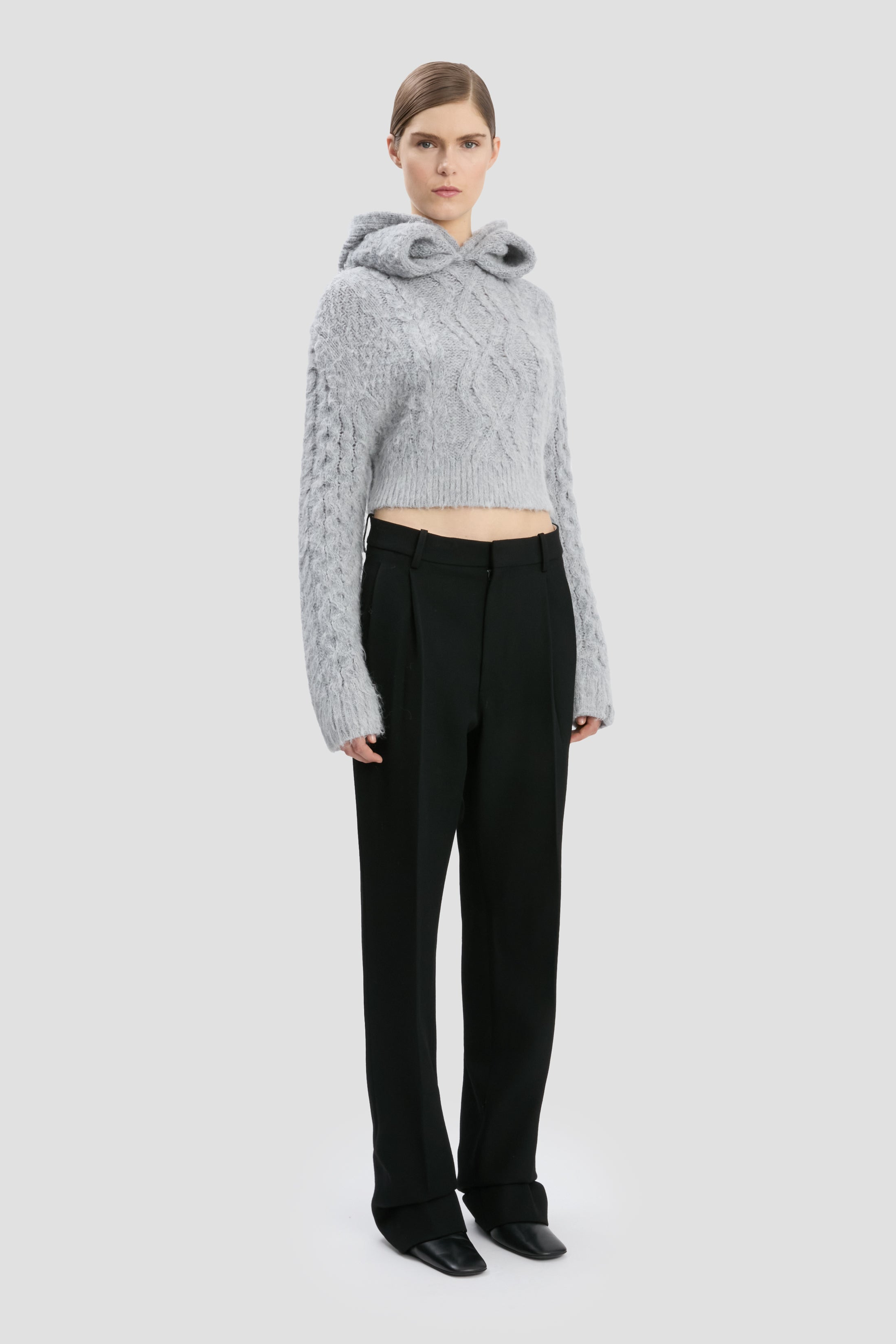 Cropped Cable Jumper In Grey Melange - 3