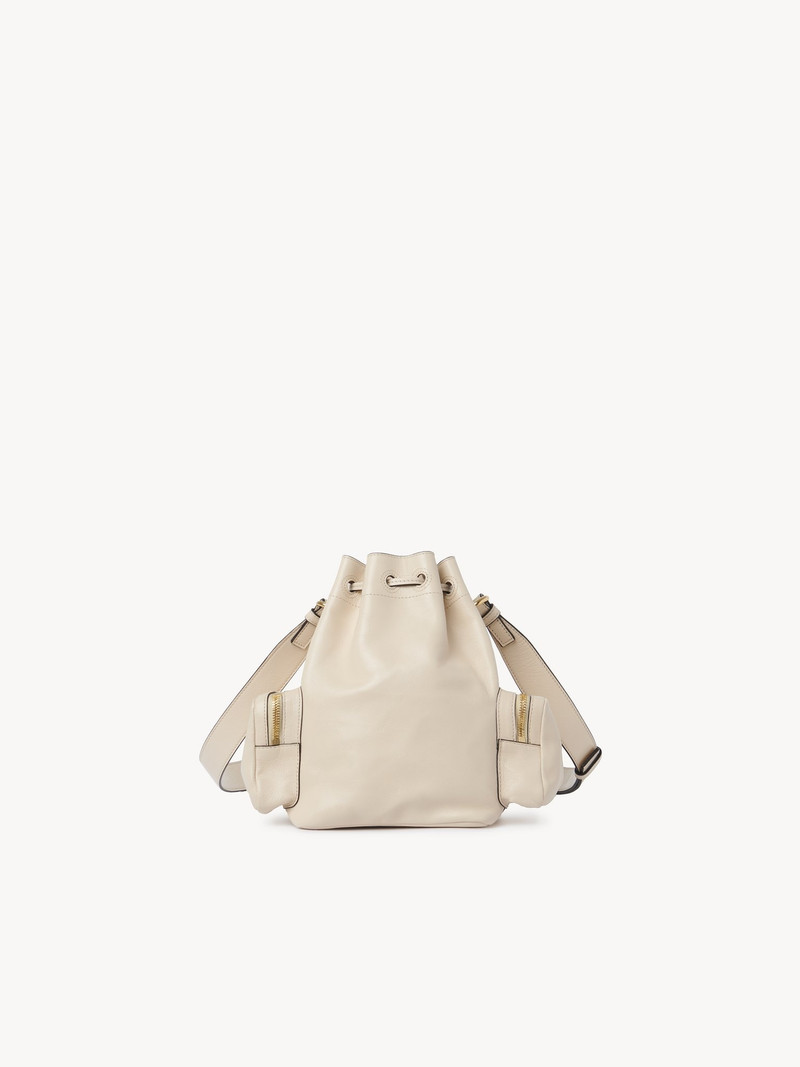 CAMERA BUCKET BAG IN SHINY LEATHER 4