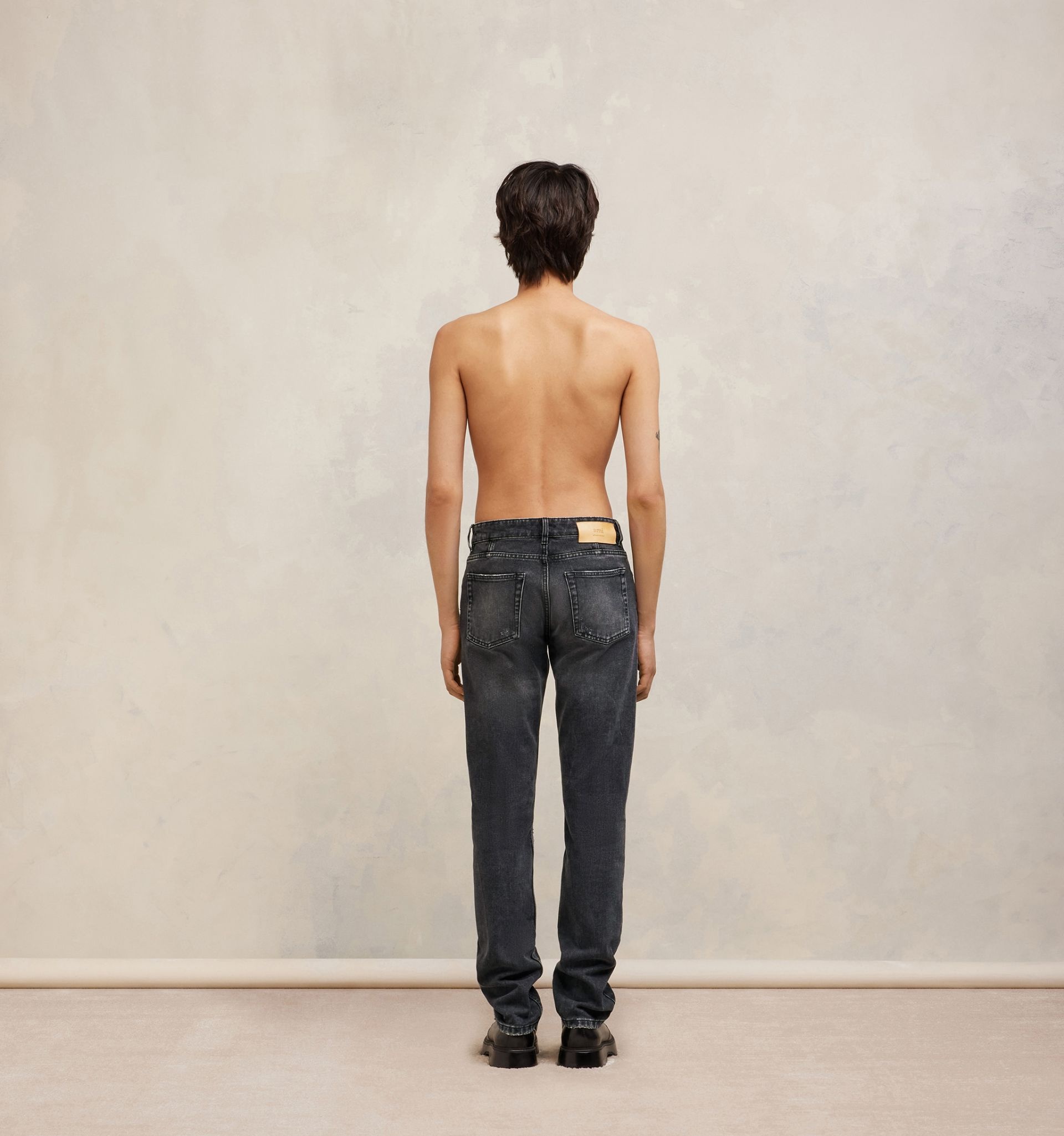 Classic Fit Jeans - 5