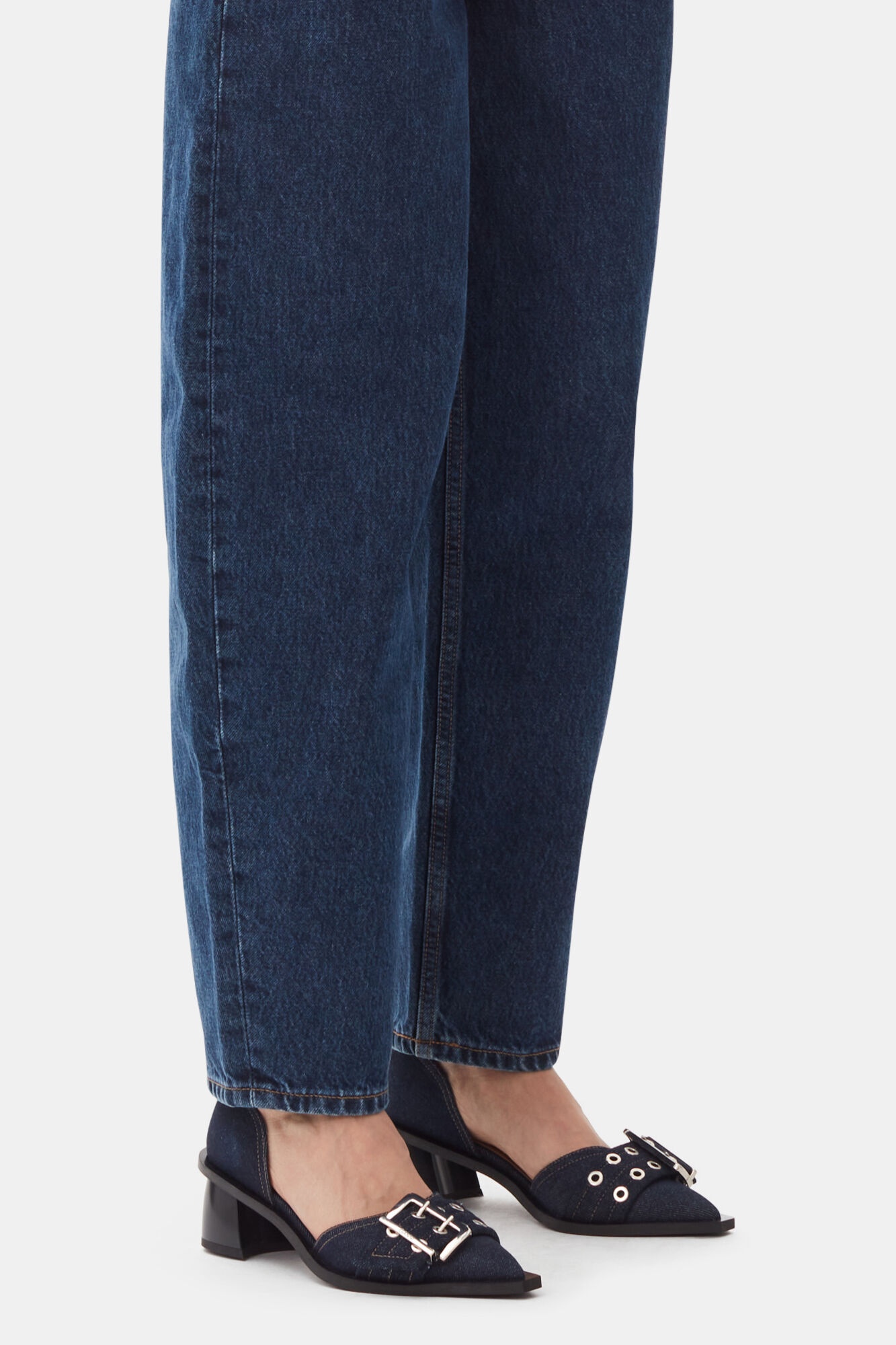 DENIM FEMININE BUCKLE OPEN CUT PUMPS - 4