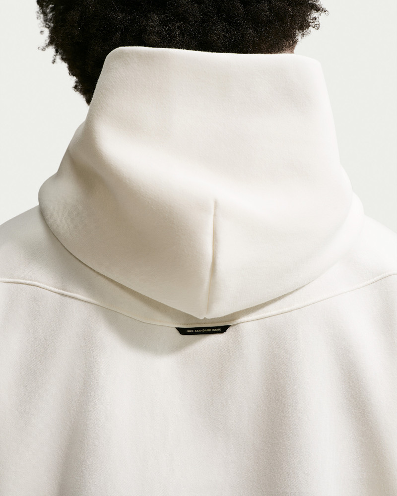 Nike Nike Standard Issue Men's Therma-FIT Pullover Basketball Hoodie outlook