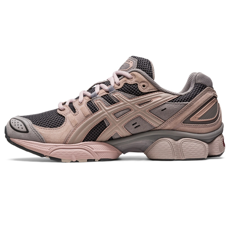 Asics GEL-NIMBUS 9 outlook