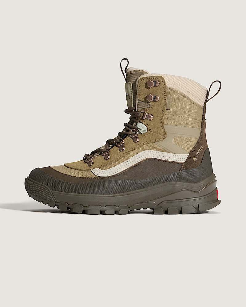 Snow-Kicker GORE-TEX Boot 1