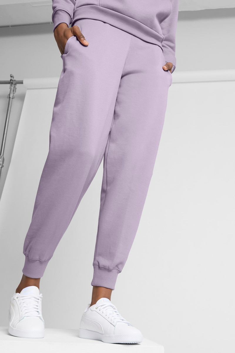 PUMA Script Logo Women's Sweatpants outlook