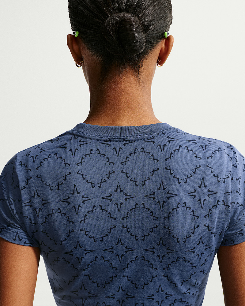 Nike Nike Sportswear Chill Knit Women's Slim Cropped T-Shirt outlook