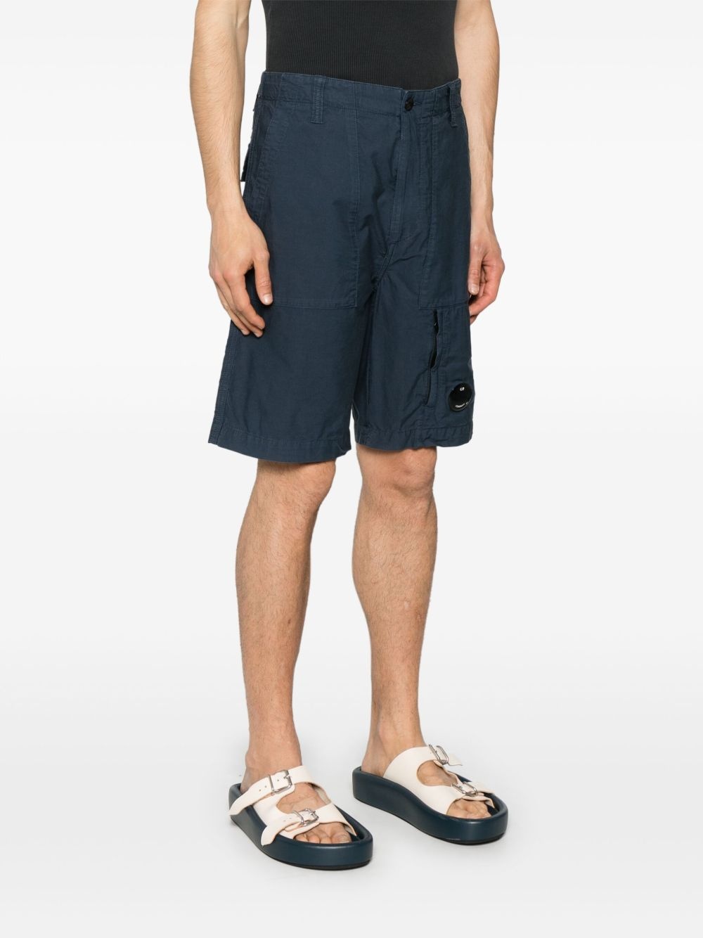 Lens-detail cargo shorts - 3