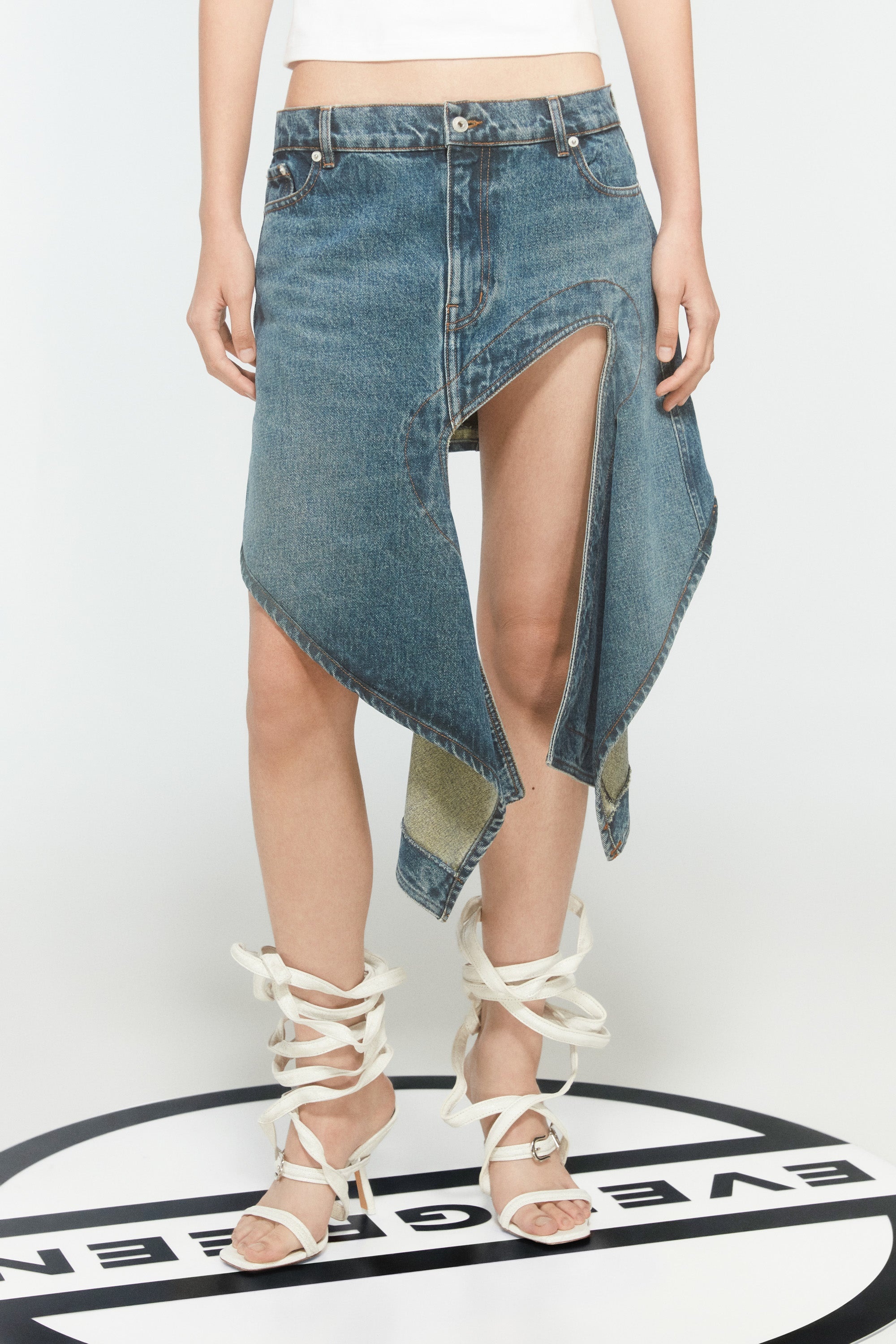 EVERGREEN CUT OUT DENIM MINI SKIRT - 3
