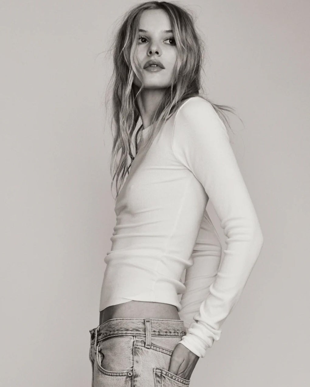 LONG SLEEVE FITTED TOP Cream - 3