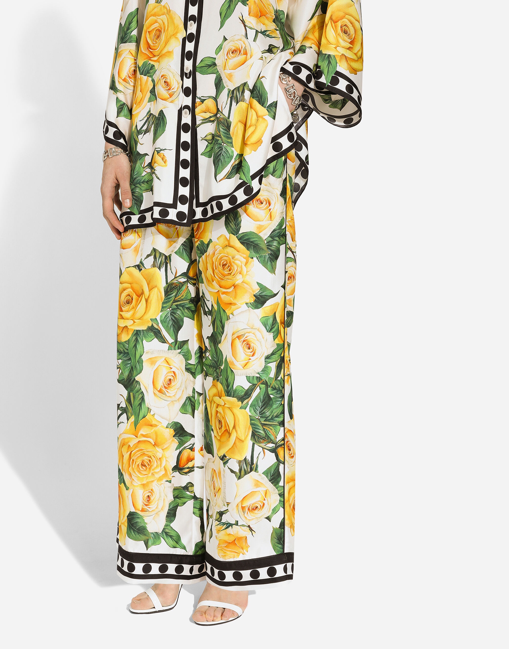 Silk pajama pants with rose print yellow - 4