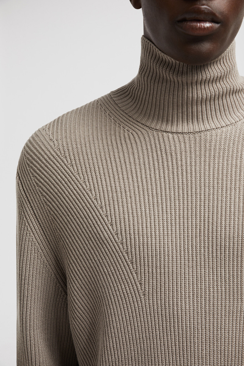 Turtleneck Sweater 6