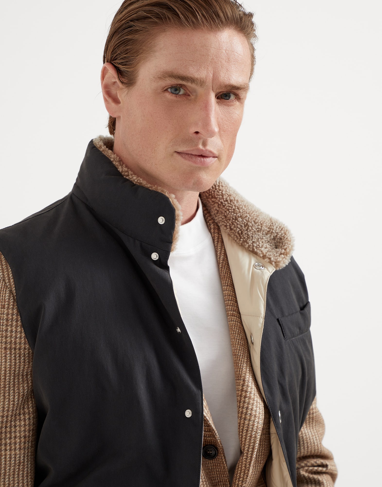 Techno cotton gabardine down vest with shearling insert - 3