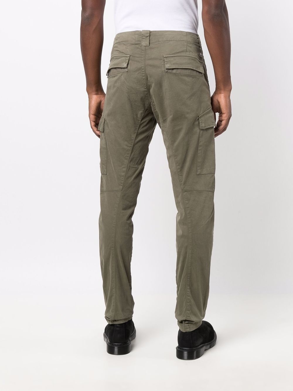 logo-patch multiple-pocket trousers - 4