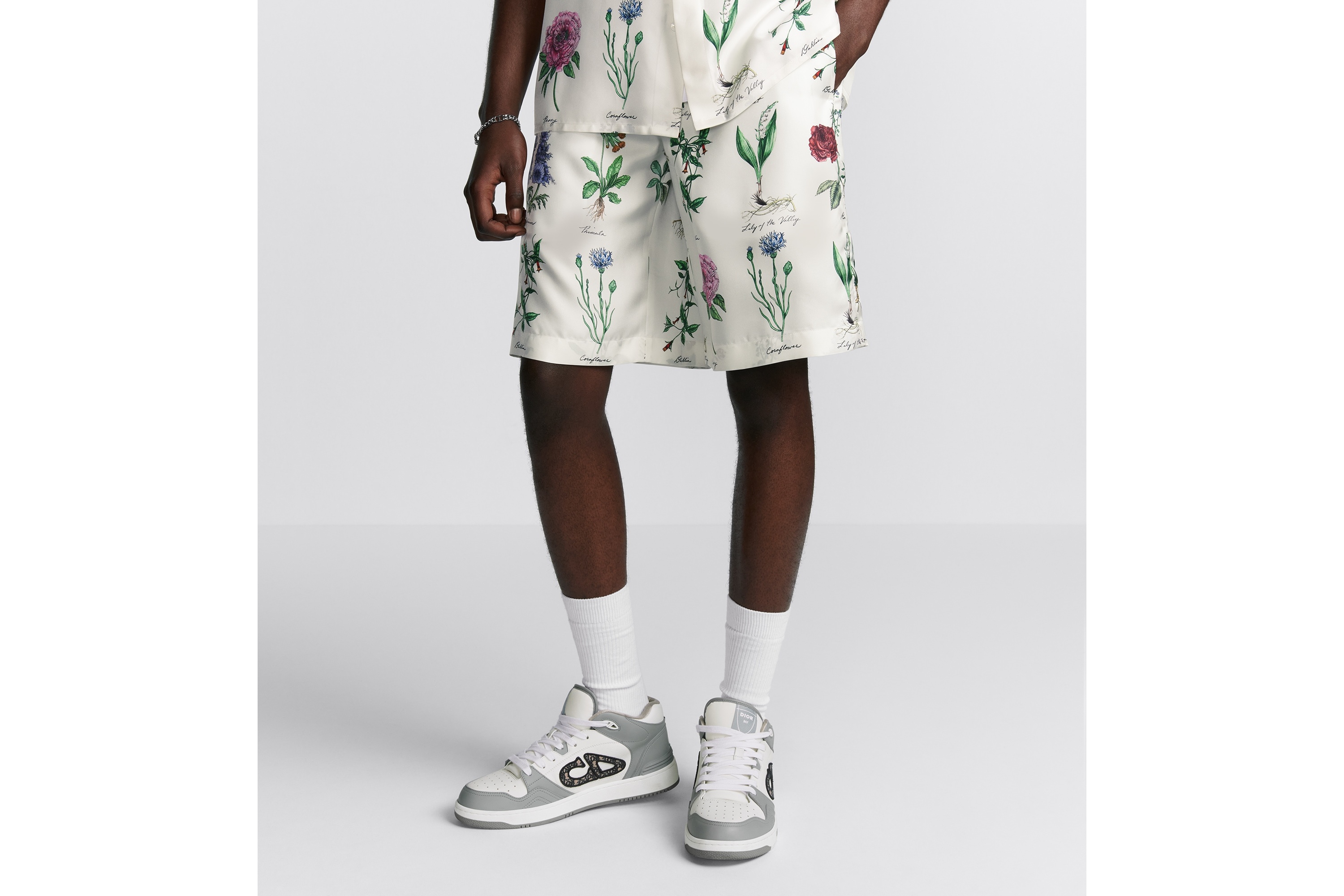 Herbarium Illustration Bermuda Shorts - 2