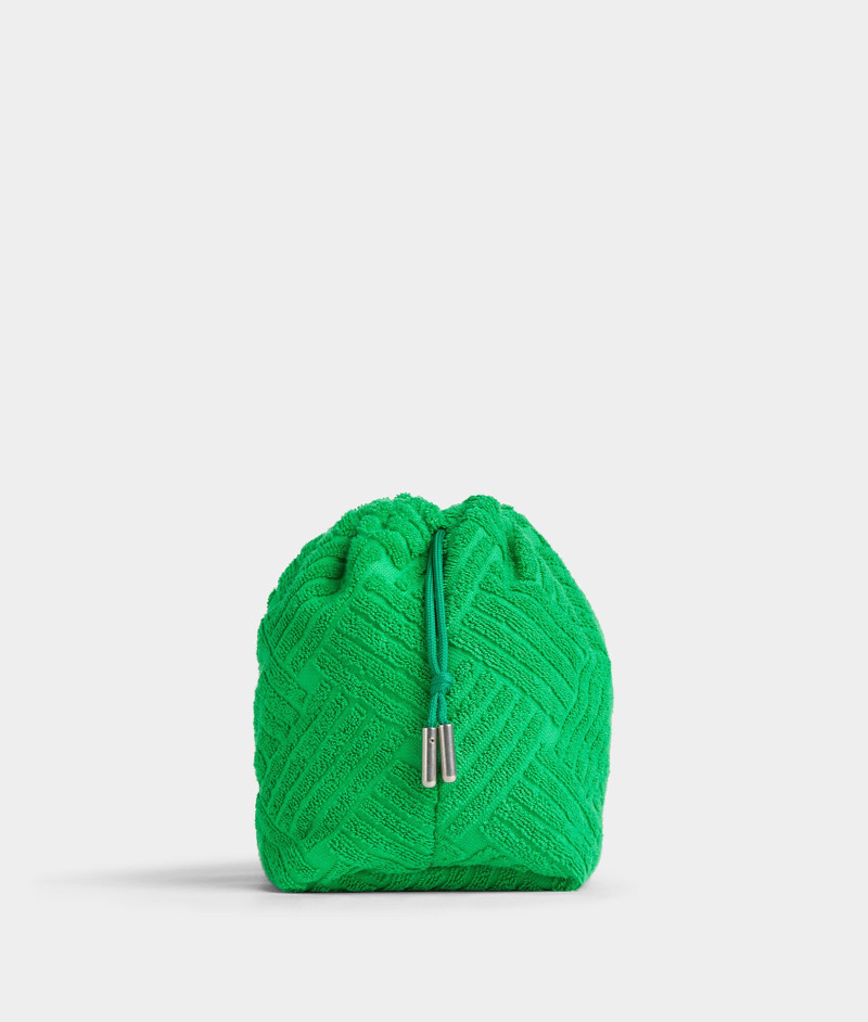 Bottega Veneta pouch outlook