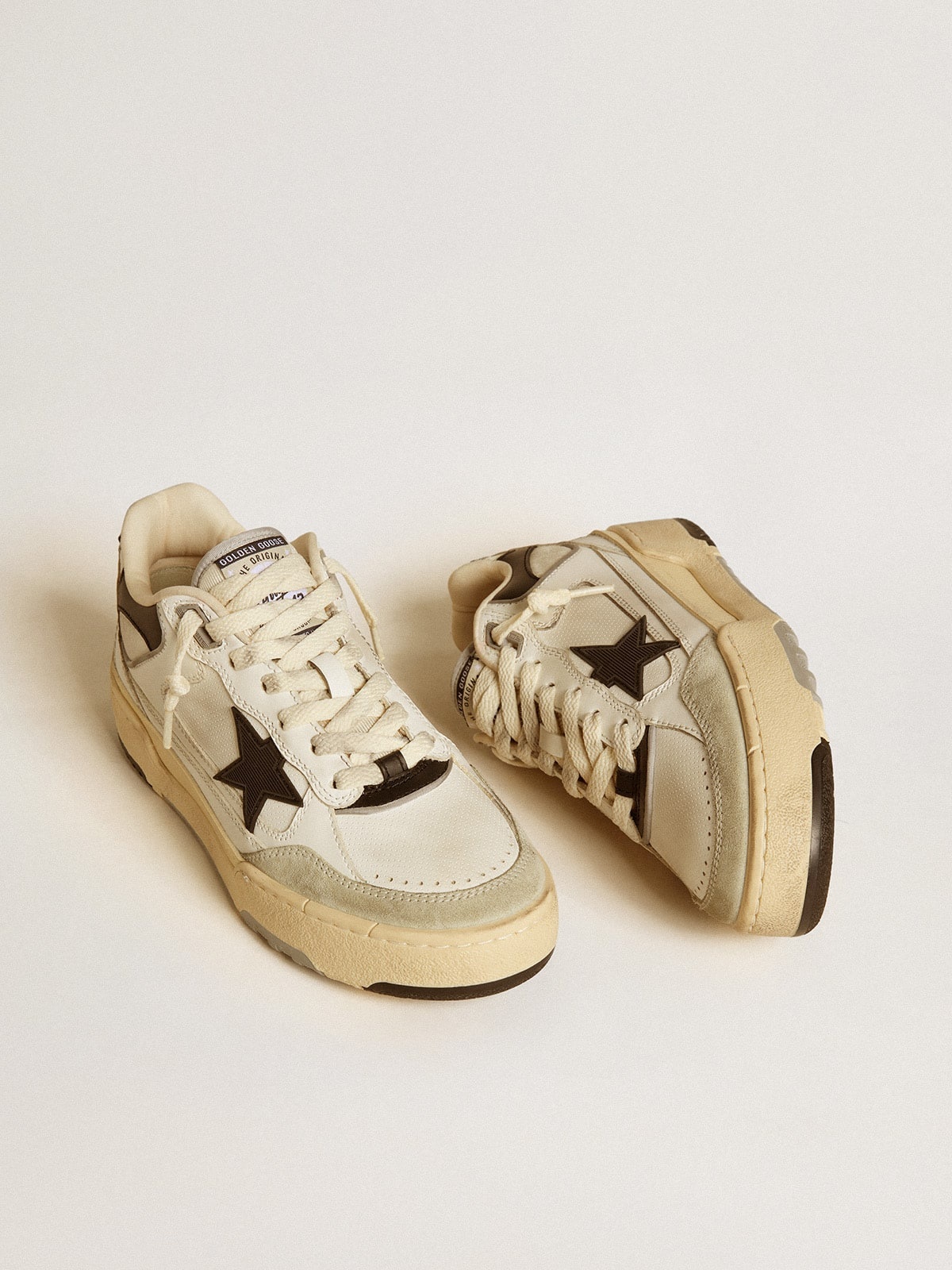 Men's Forty2 with black textured TPU star and black leather heel tab - 2