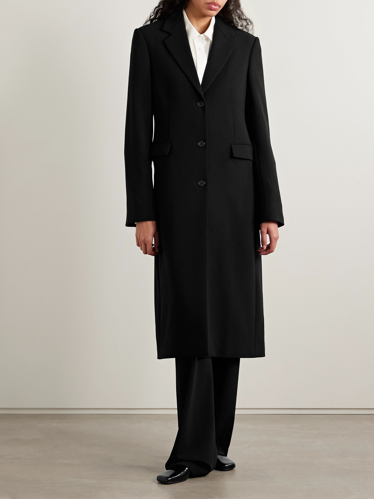 Cerys wool-blend crepe coat Black - 3