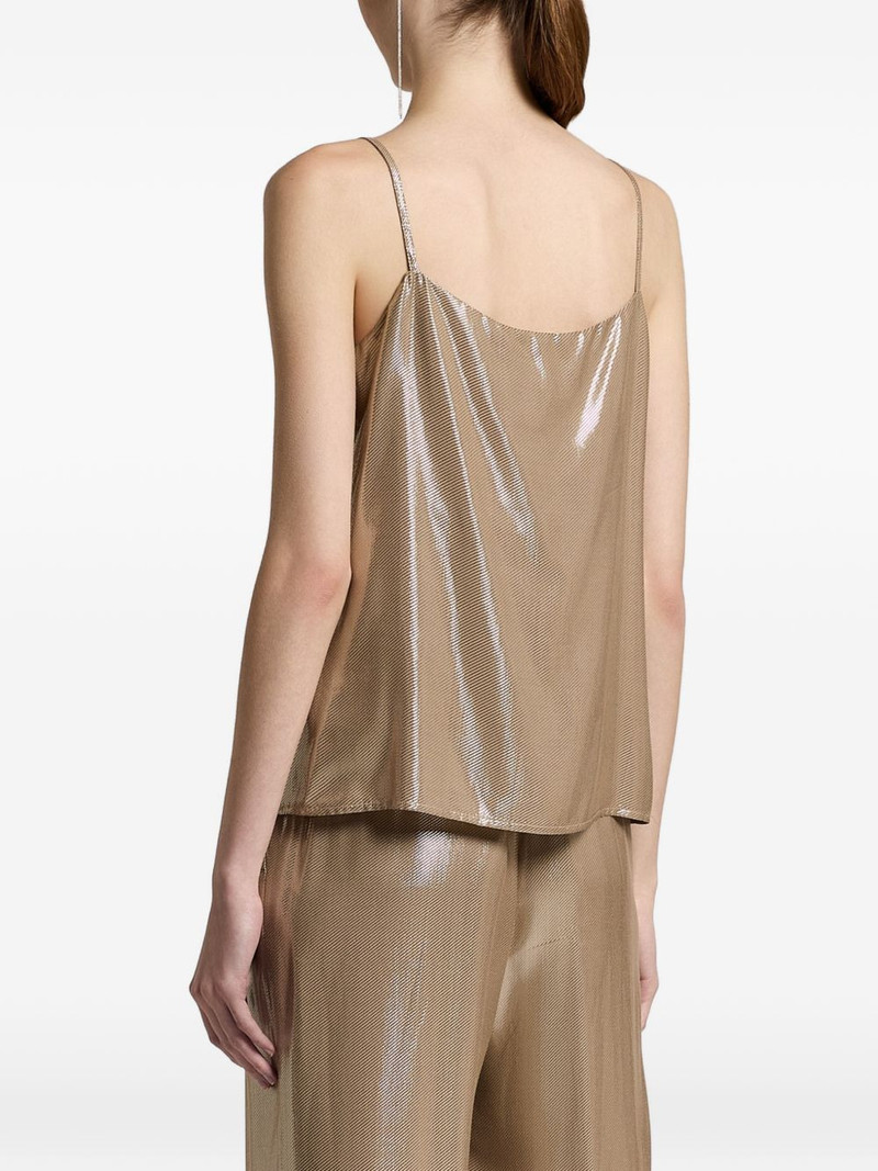 V-neck sleeveless top 3
