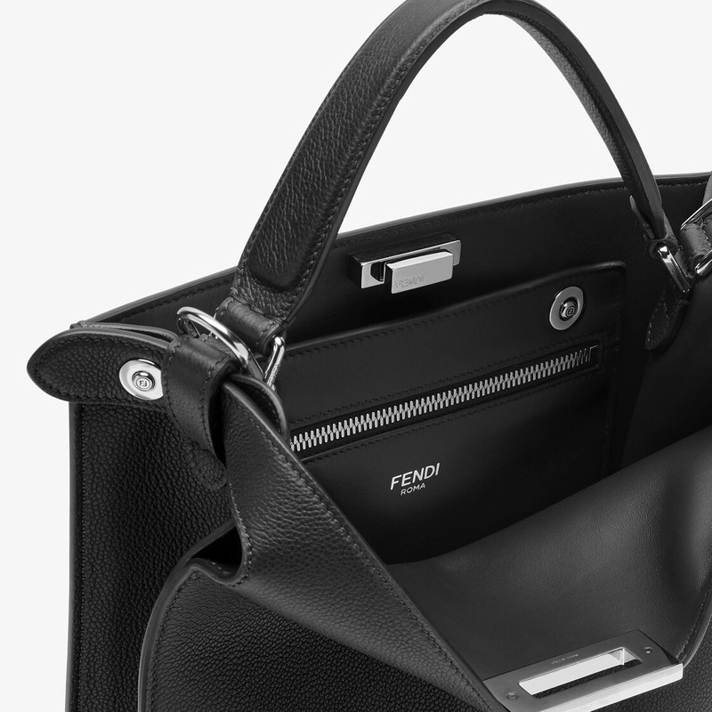 Peekaboo X-Lite Small 7