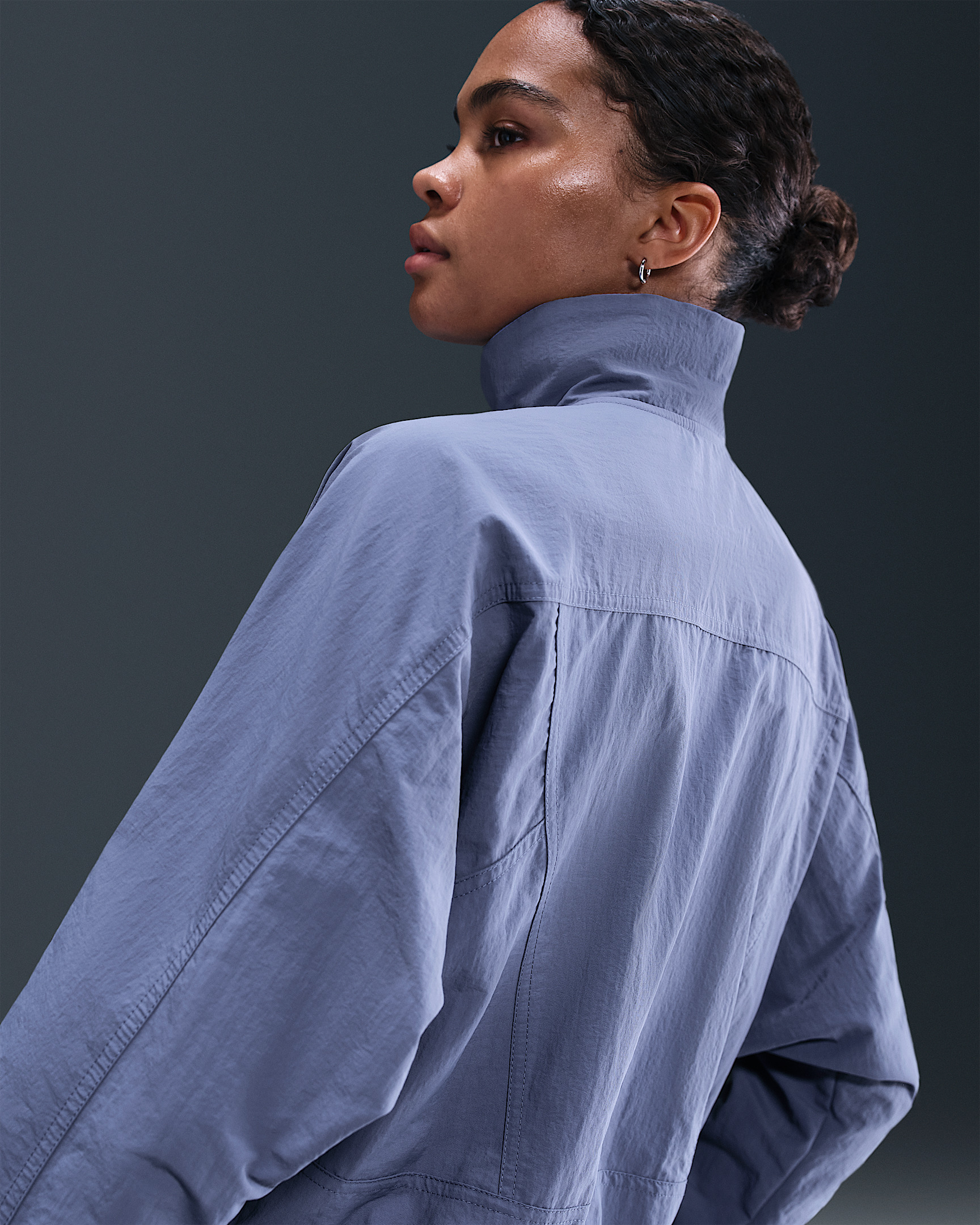 Nike Sportswear Everything Wovens Women's Oversized Repel UV Protection Jacket - 2