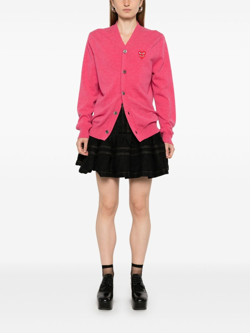 V-neck double heart-patch cardigan 3