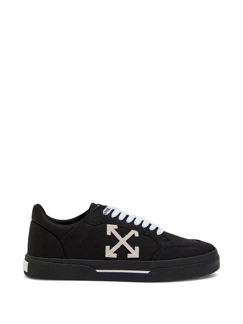 Off-White Arrow-motif sneakers outlook