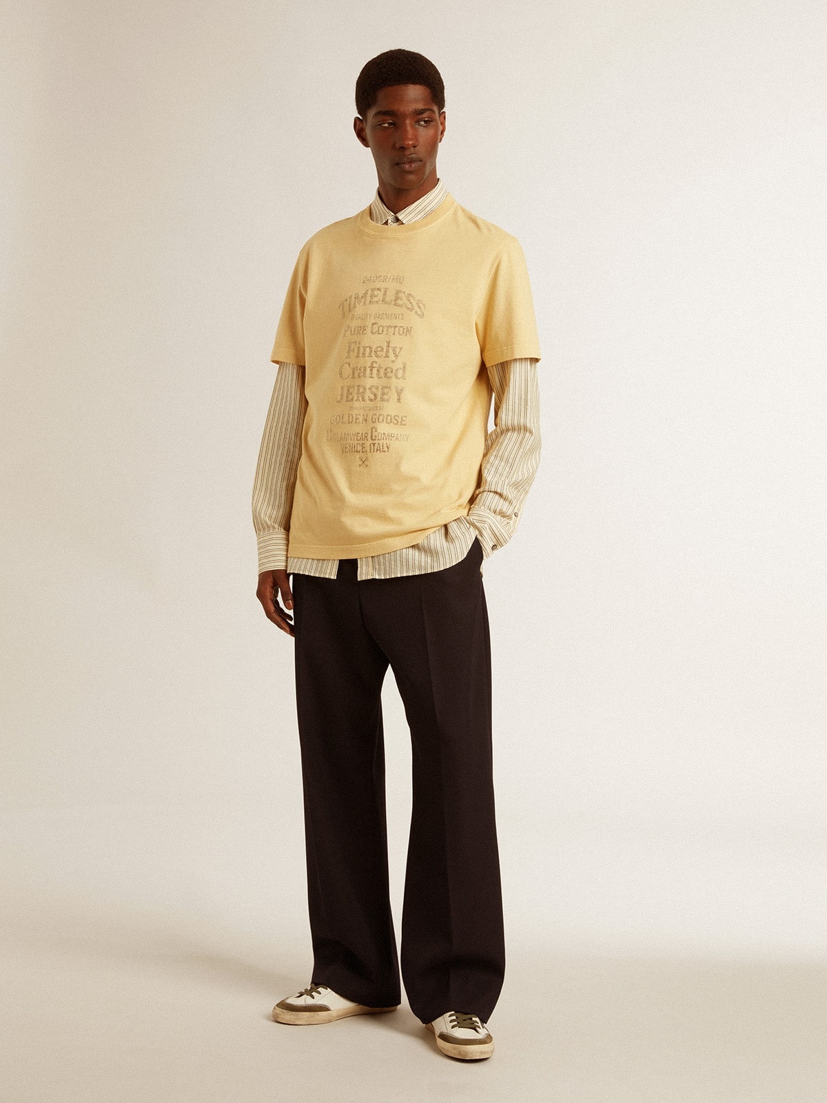 Men's cotton T-shirt in pale yellow with faded lettering - 4