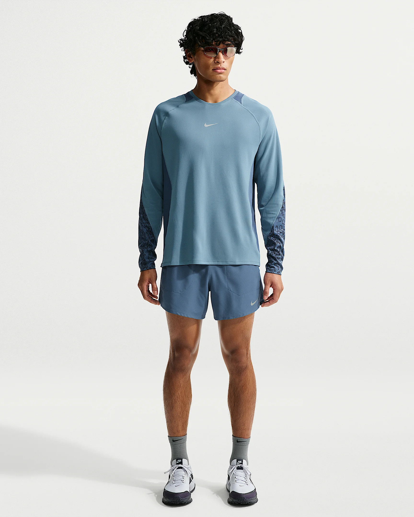 Nike Stride Men's Dri-FIT 5" 2-in-1 Running Shorts - 1
