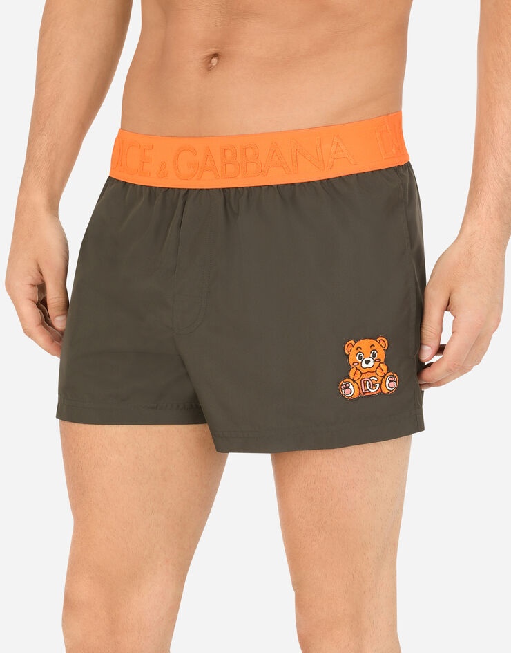 Short swim trunks with patch - 4