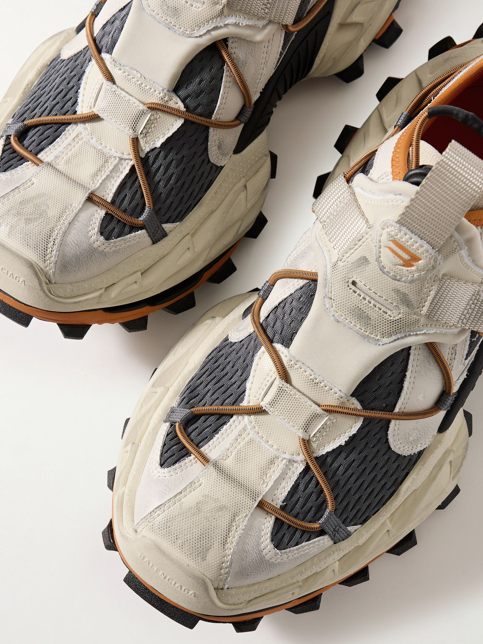 Hike Distressed Mesh Sneakers Neutral - 5