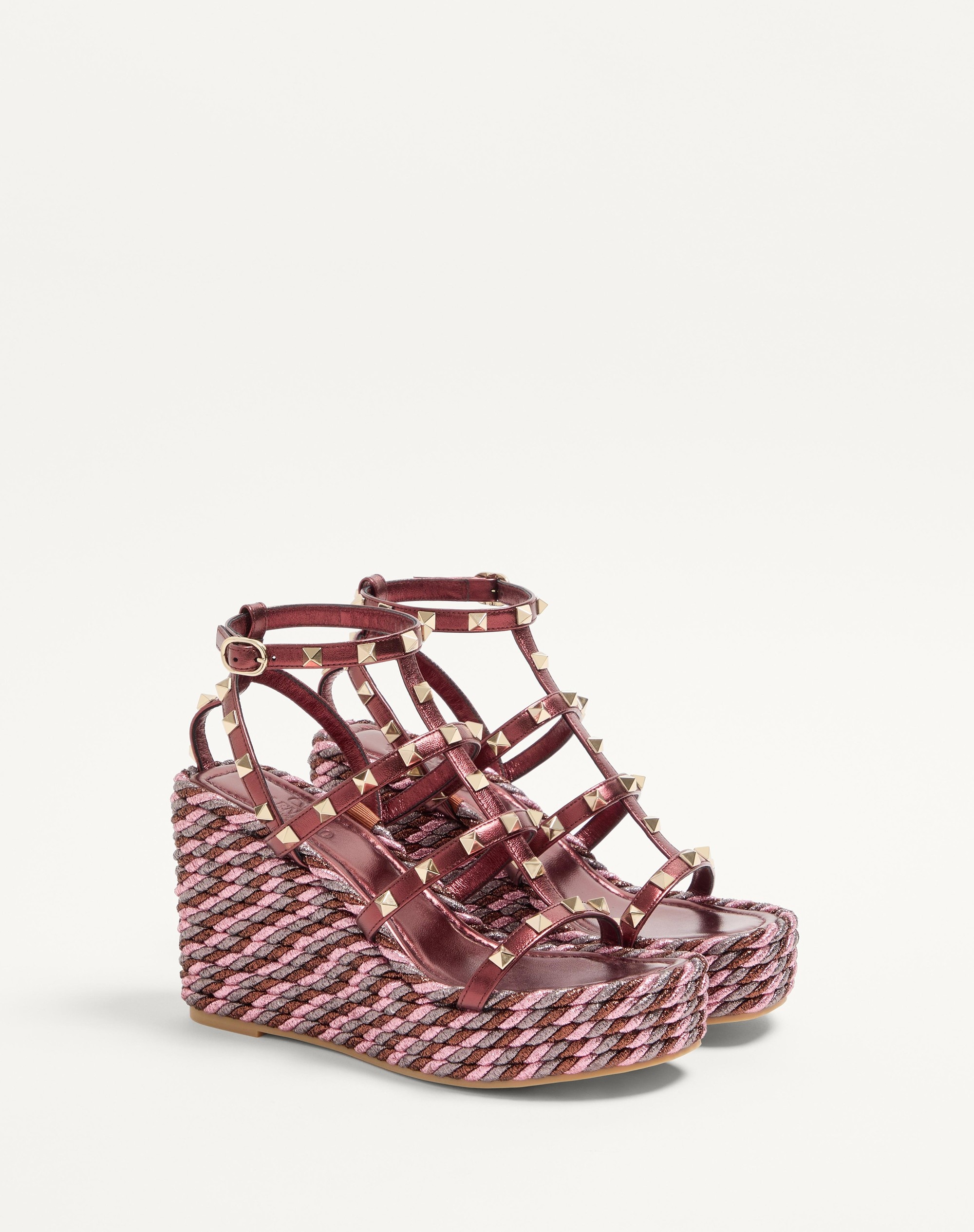 ROCKSTUD WEDGE SANDAL IN LAMINATED NAPPA WITH 95MM STRAPS - 2